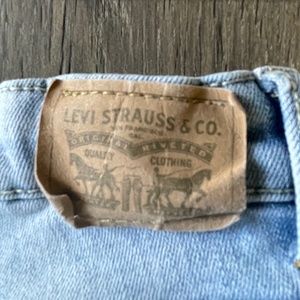 Girls large straight leg Levi’s